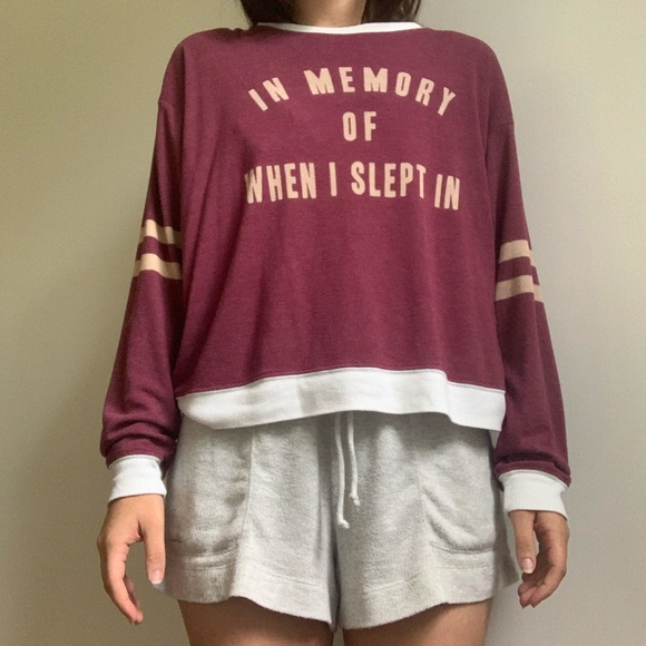 Wild fox ‘IN MEMORY OF WHEN I SLEPT IN’ Sweater - Picture 8 of 10